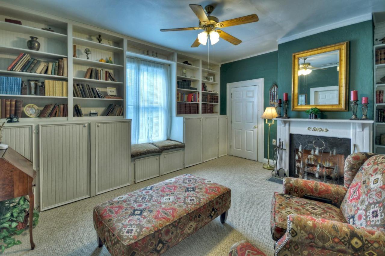 Blue Ridge Inn Bed And Breakfast Extérieur photo